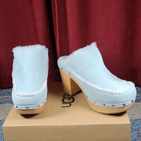 UGG Shoes - UGG Womens Aubriana Mules